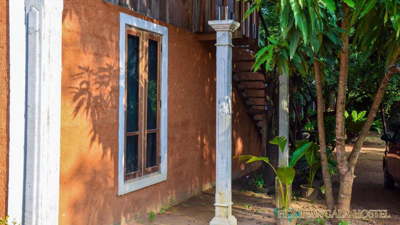 Pidurangala Hostel Sigiriya Exteriör bild