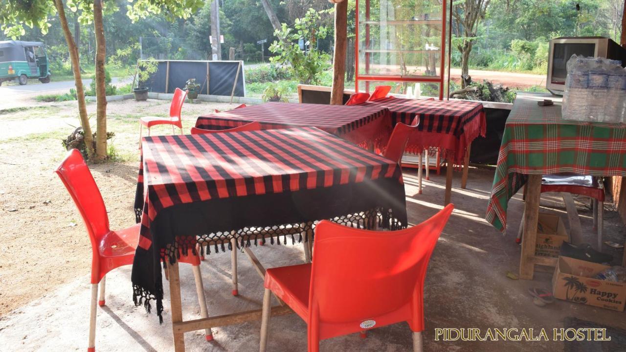 Pidurangala Hostel Sigiriya Exteriör bild
