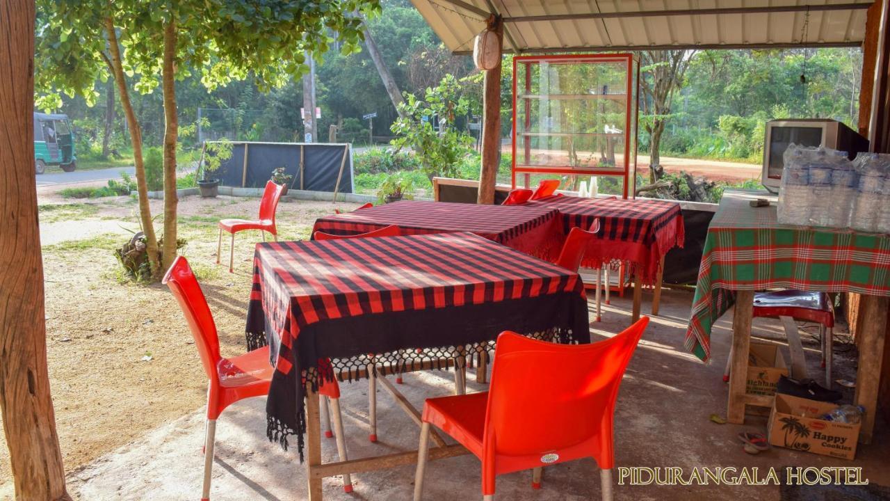 Pidurangala Hostel Sigiriya Exteriör bild